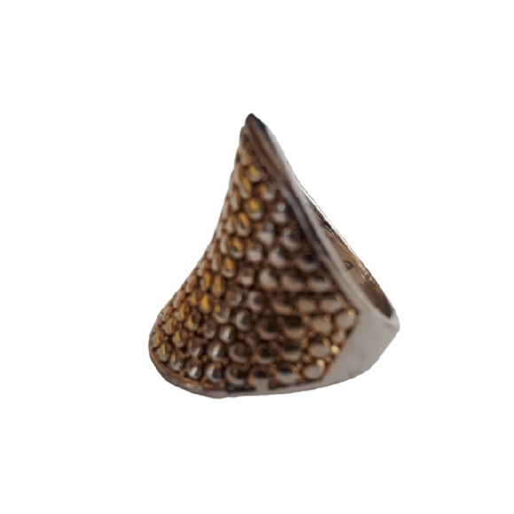 Textured ring - Picture 2 of 4